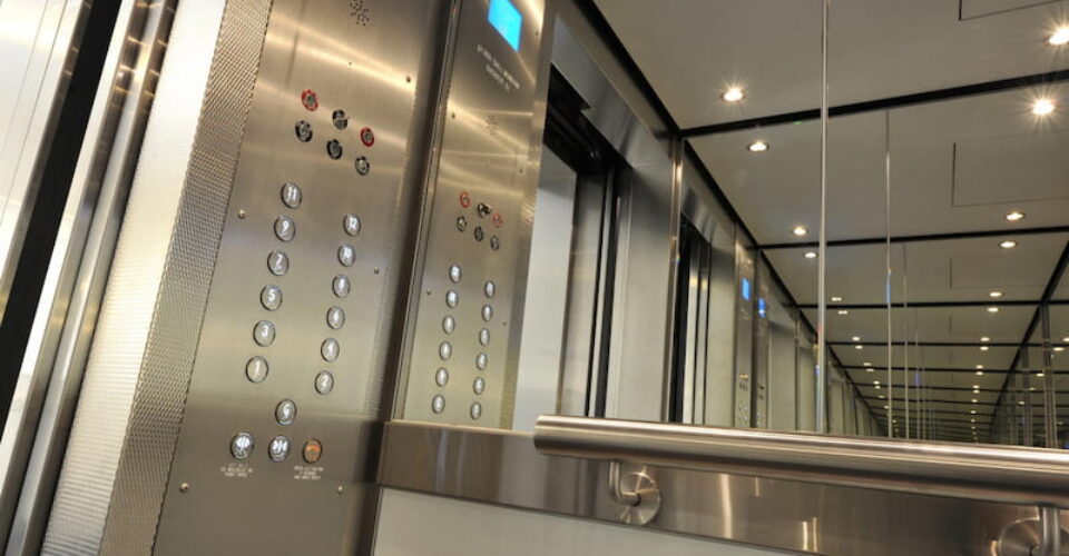 لیست 10 تا از بهترین شرکت مجاز و فعال خدمات آسانسور قزوین 1402 | شماره تماس + آدرس